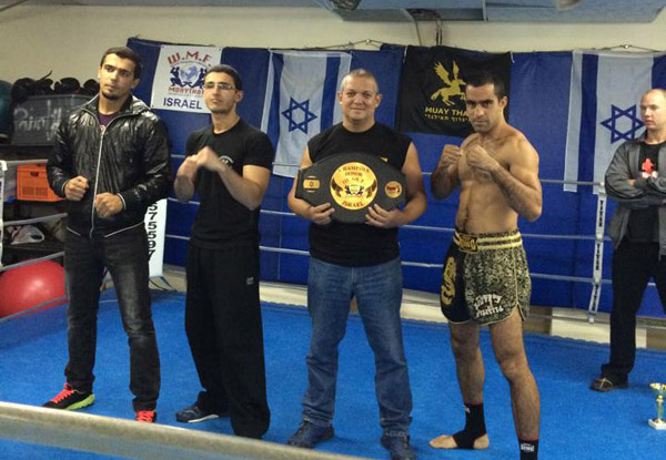 بالصور: البطل اليافي شادي حماد يفوز ببطولة WMF للملاكمة التايلندية في البلاد 